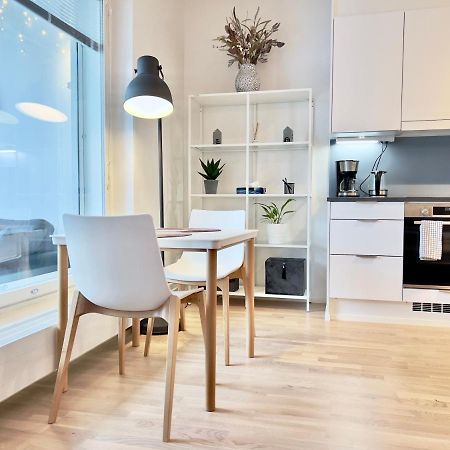 Stunning Central Apartment Helsinki Bagian luar foto